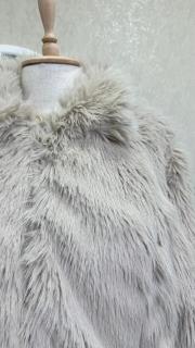 önü fermuarlı kısa kürk koyu krem 4