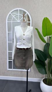 v yaka düğme detay triko kazak ekru