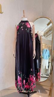 boyundan bağlamalı çiçek desenli elbise siyah