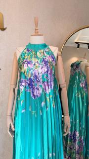 boyundan bağlamalı çiçek desenli elbise yeşil 3