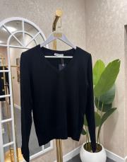 v yaka kolu yırtmaçlı triko bluz siyah