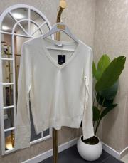 v yaka kolu yırtmaçlı triko bluz beyaz