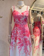 pembe baskılı askılı elbise beyaz 2