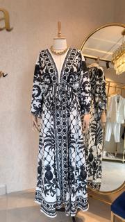 baskılı yarasa kol elbise siyah beyaz